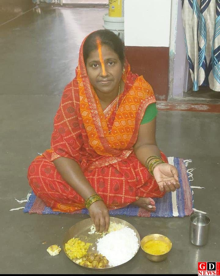 प्रथम दिवस नहाय-खाय संपन्न, आज होगी खरना की तैयारी। 13 img 20251025 wa00223357015762861632528
