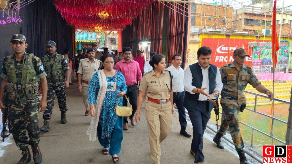 उपायुक्त व पुलिस अधीक्षक ने विभिन्न छठ घाटों का किया निरीक्षण। 13 img 20251027 wa00315056618532835802031