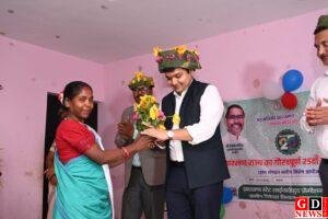 झारखंड की 25 साल की यात्रा में महिलाओं का उदय, सखी मंडल उत्सव में उपायुक्त ने कहा, महिलाएँ हैं नए झारखंड की असली धुरी। 12 IMG 20251114 WA0033