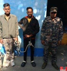 मालपहाड़ी पुलिस ने गैर जमानती वारंटी को किया गिरफ्तार, भेजा न्यायिक हिरासत में 11 IMG 20251127 WA0022