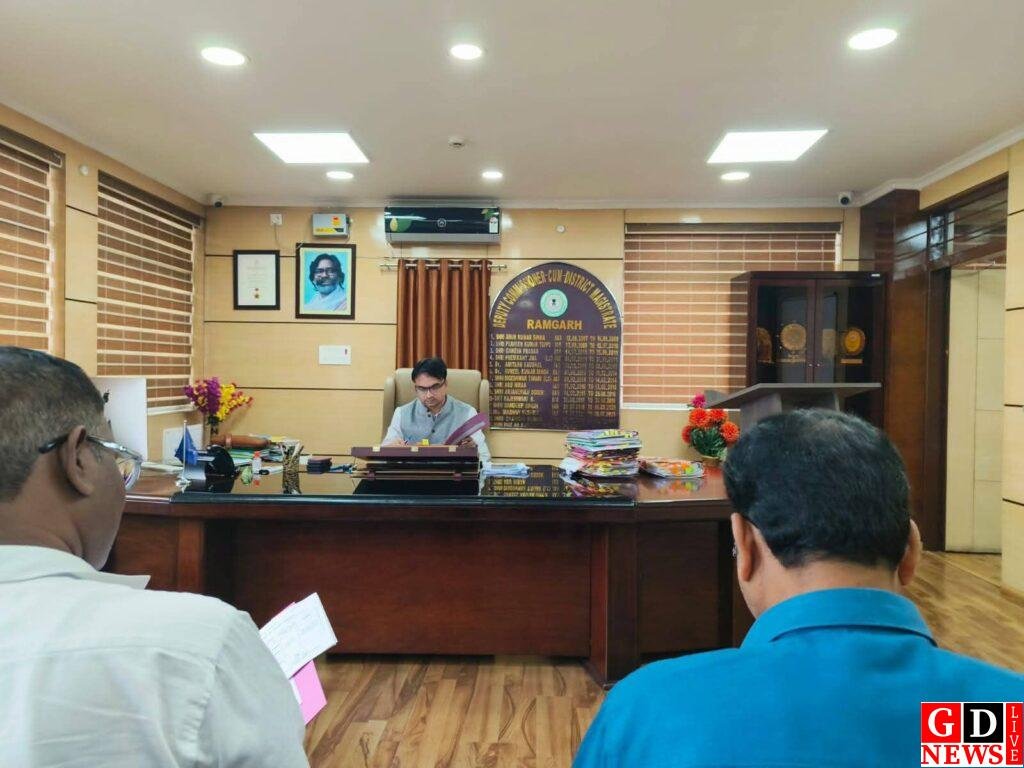 fb img 17621876241655370476547782991795