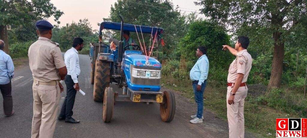 रफ्तार घटाओ, सुरक्षा बढ़ाओ: पाकुड़ में चला सड़क सुरक्षा जागरूकता अभियान। 13 img 20251107 wa00397841029766417890852