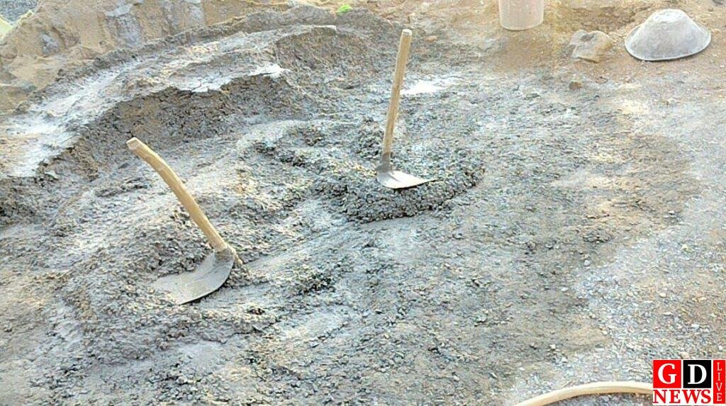 10 करोड़ की लागत से बन रहे जीवाश्म पार्क के निर्माण में लापरवाही, सूचना पट तक नहीं लगा। 14 img 20251111 wa00034741077558475504366