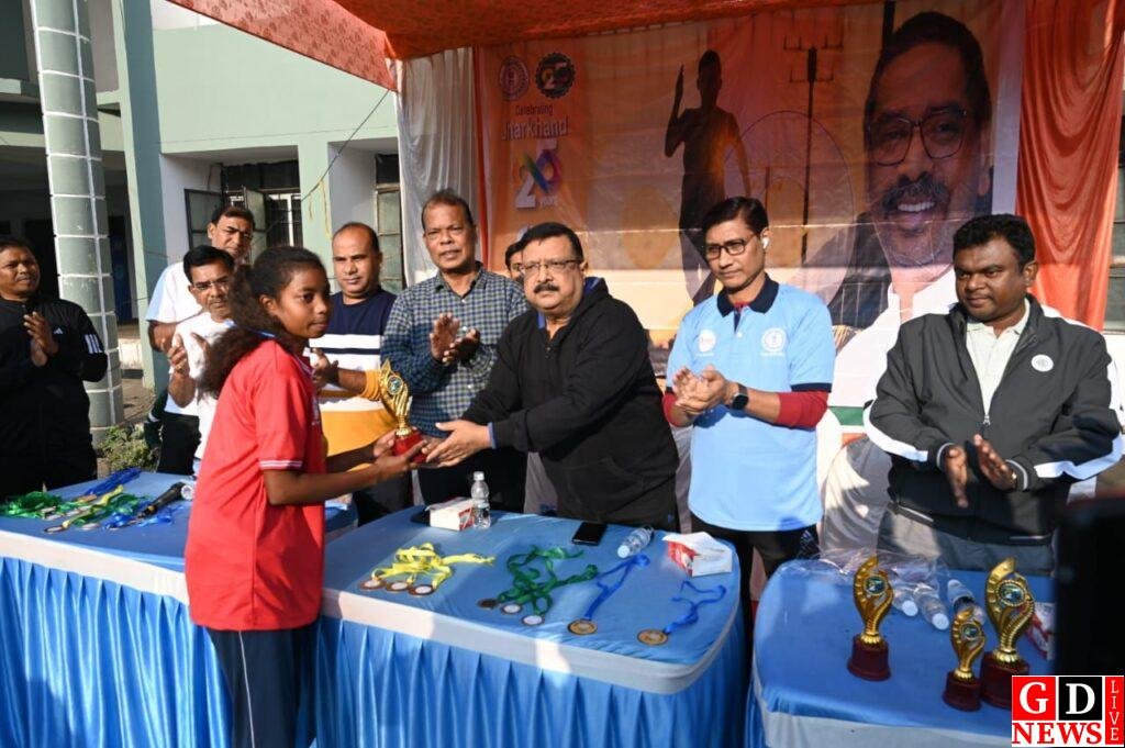 रन फॉर झारखंड : एकता, प्रगति और गर्व की दौड़ में उमड़ा उत्साह। 13 img 20251111 wa00061633238962792095225