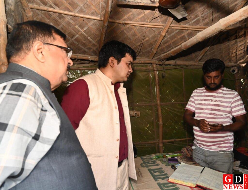 उपायुक्त ने किया खनन चेकपोस्ट का औचक निरीक्षण। 13 img 20251111 wa00307404160704541922834