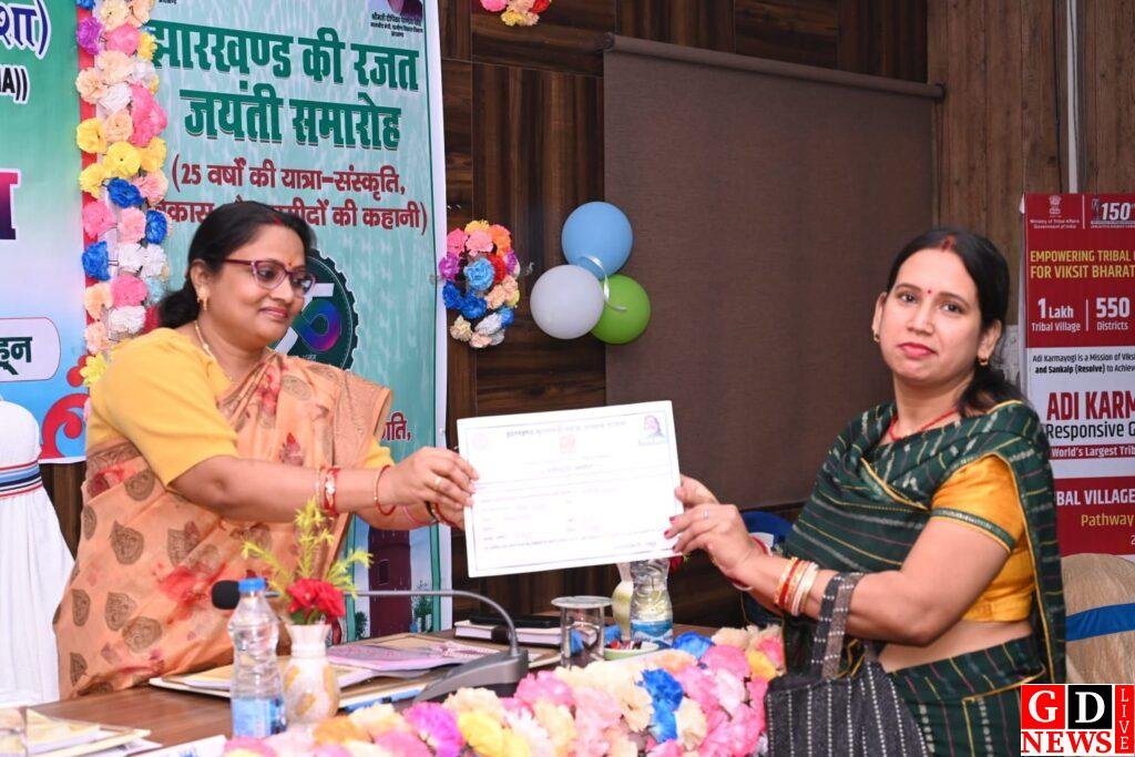 रफ्तार बढ़ाओ, जनता इंतजार में है, सांसद हांसदा का साफ साफ निर्देश, फाइलों में धूल नहीं, काम में तेजी चाहिए 14 img 20251114 wa00178357641633188096532