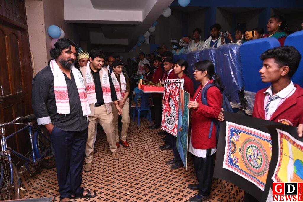 झारखंड स्थापना दिवस का भव्य समारोह, आंदोलनकारियों व उत्कृष्ट प्रतिभाओं को सम्मान। 14 img 20251115 wa00256632818522842798067