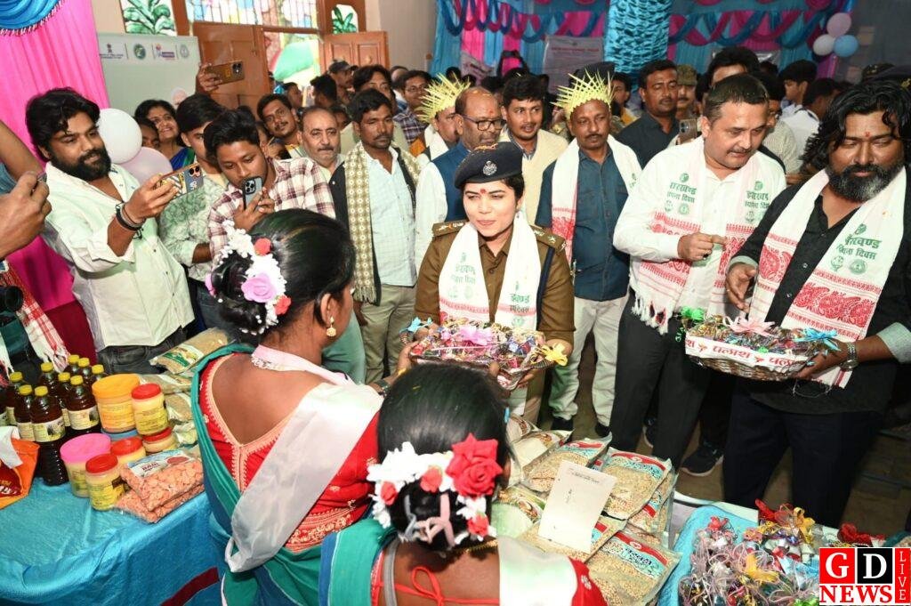 झारखंड स्थापना दिवस का भव्य समारोह, आंदोलनकारियों व उत्कृष्ट प्रतिभाओं को सम्मान। 18 img 20251115 wa00265079173240775903584