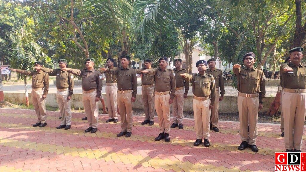 जिलेभर में संविधान दिवस पर सामूहिक शपथ, प्रस्तावना पाठ और जागरूकता कार्यक्रम। 12 img 20251126 wa00528127433443430834303