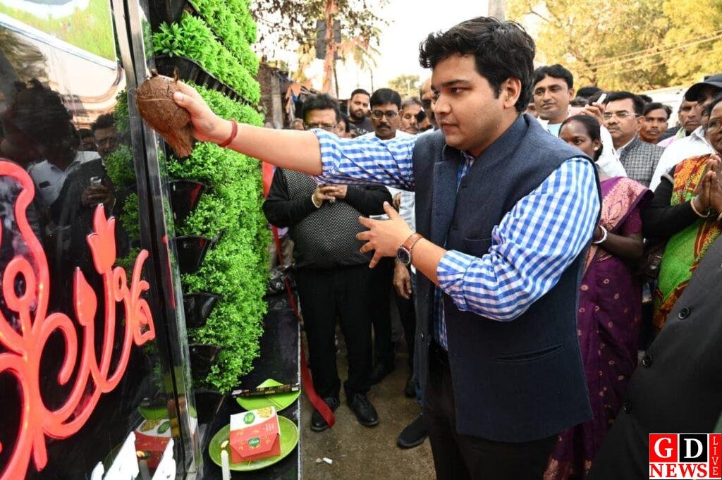 img 20251128 wa00251819836800214995678