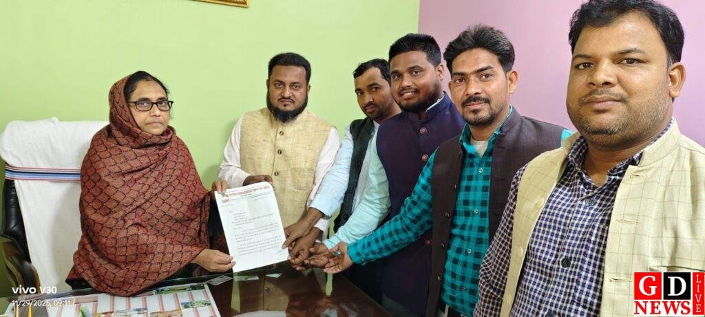 छात्रों के भविष्य पर मंडरा रहे संकट को लेकर एसडीपीआई प्रतिनिधिमंडल ने विधायक से लगाई गुहार। 7 img 20251129 wa0002810396447851388281