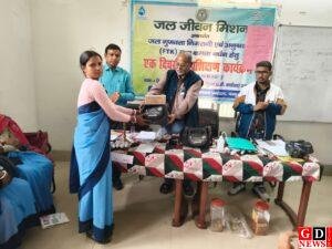 जल जीवन मिशन के तहत जल सहियाओं को मिला प्रशिक्षण, फील्ड टेस्टिंग किट का वितरण। 12 IMG 20251201 WA0050