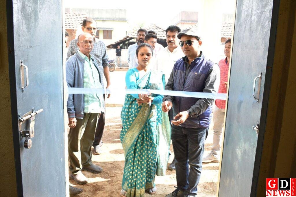 बीजीआर माइनिंग ने बिशनपुर व चिलगो पुनर्वास कॉलोनियों में आरओ प्लांट का उद्घाटन 7 img 20251203 wa00379087684794787219612