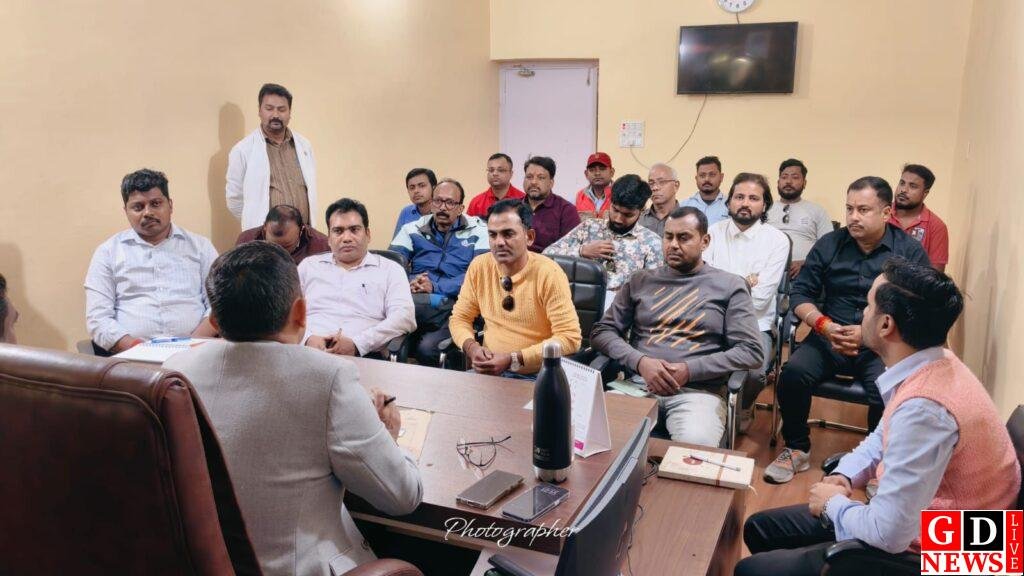 पेट्रोल पंप और शोरूम पर लगेगा नाइट विज़न CCTV, नियम उल्लंघन पर होगी कड़ी कार्रवाई। 7 img 20251204 wa0009303212166573360765