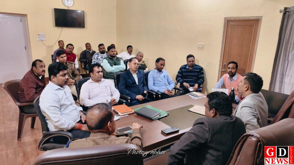 जाममुक्त पाकुड़ की तैयारी: ऑटो–टोटो संचालन पर सख्ती, 14 दिसंबर से नए नियम लागू। 7 img 20251204 wa00118897464068855142935