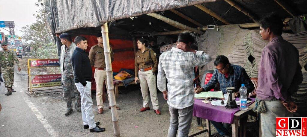 14 दिसंबर से जाम–मुक्त होगा पाकुड़,बाहरी टोटो प्रतिबंधित, नया स्टैंड तैयार, नाबालिग चालक–अनियमित पार्किंग पर सख्त कार्रवाई 7 img 20251205 wa00281589507955555495427