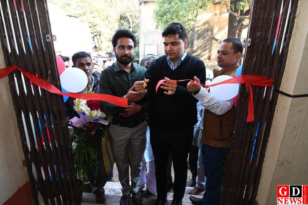 पाकुड़ में 19 लैम्प्स-पैक्स में धान खरीद शुरू, ₹2450 प्रति क्विंटल मिलेगा सीधा भुगतान। 7 img 20251215 wa00144946739616011306348