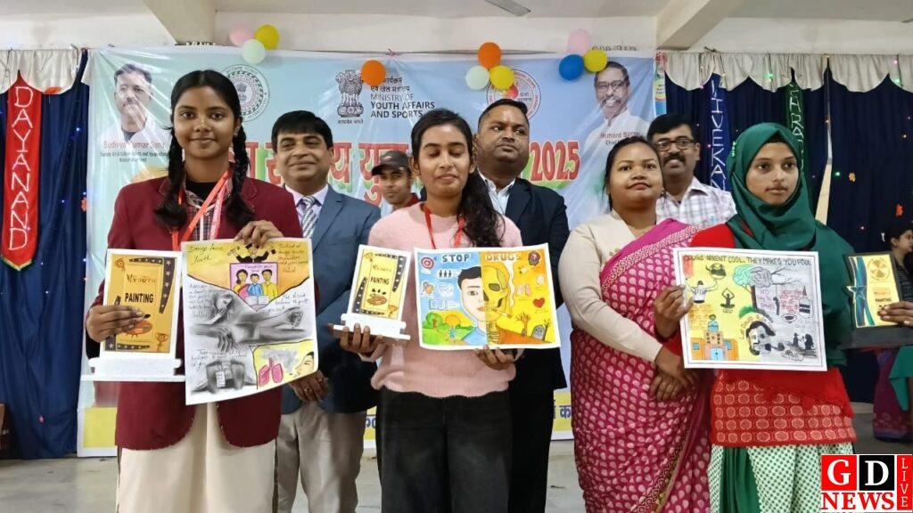 डीएवी स्कूल में जिला स्तरीय युवा महोत्सव 2025 का भव्य आयोजन, छात्रों ने दिखाया हुनर। 7 img 20251219 wa00206128852101981793155