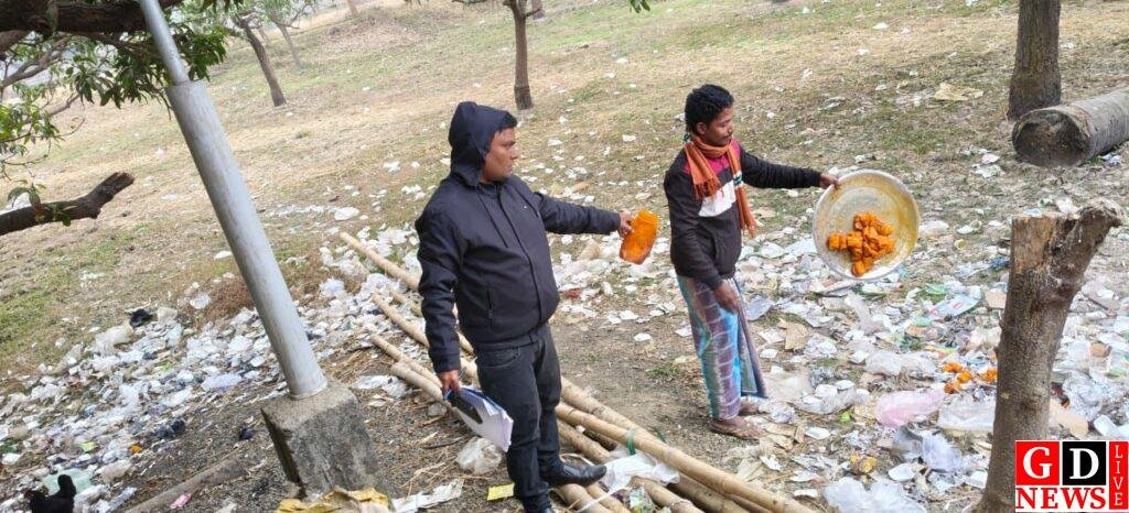 ग्रामीण इलाकों में खाद्य सुरक्षा पर सख्ती, हानिकारक रंग मिली मिठाइयां नष्ट 7 img 20251229 wa00308034190723345487753