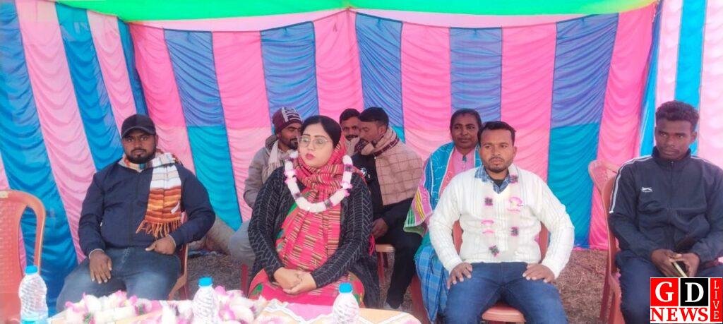 खेल, संस्कृति और उत्सव का संगम, उपासना मरांडी ने फाइनल का किया उद्घाटन, रिटायर टीम बनी चैंपियन। 8 img 20251230 wa00222237611757230295157