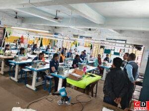 बाल विवाह पर चेताया, माहवारी स्वच्छता पर खुलकर बात, गुरुकुल की छात्राओं को दी गई सरकारी योजनाओं की पूरी जानकारी। 6 IMG 20260113 WA0012