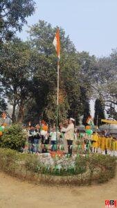 प्रशासकीय भवन, तेनुघाट वाष्प शक्ति प्रतिष्ठान, ललपनिया मे धूमधाम से मनाया गया गणतंत्र दिवस 1 IMG 20260126 083036