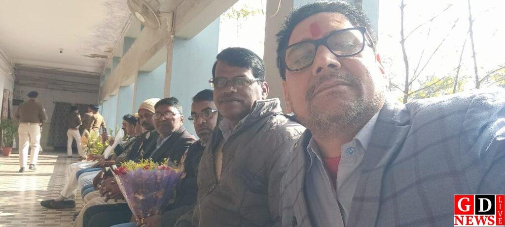 झारखंड पब्लिक स्कूल वेलफेयर एसोसिएशन के पदाधिकारीगण ने की बोकारो जिला के पदारिकारियों से नववर्ष पर शिष्टाचार मुलाकात 10 img 20260106 wa00855743984920579443766