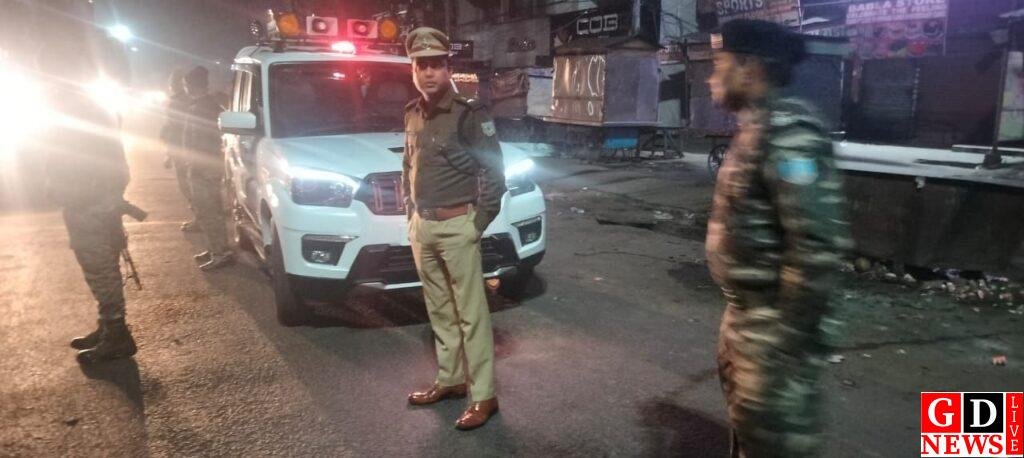 रामगढ़ में चला सघन जांच अभियान 10 img 20260107 wa01145859159671901960082