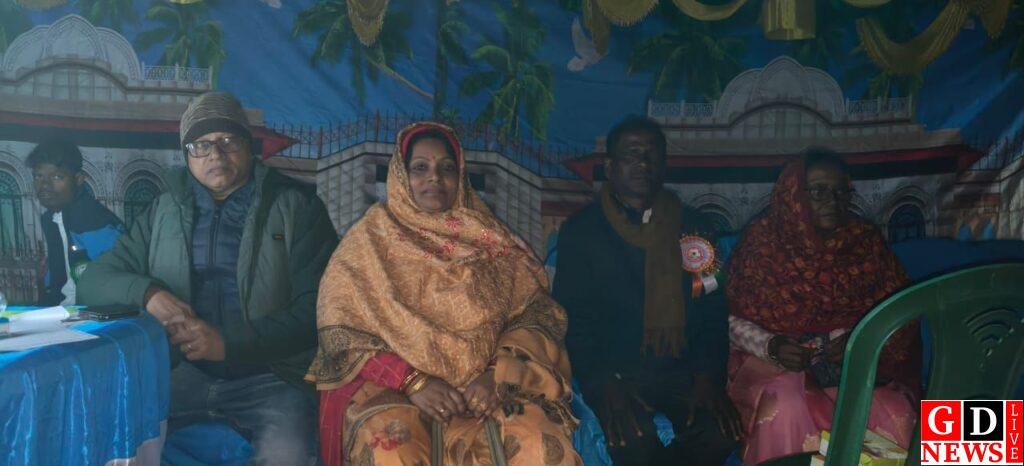 लखीपोखर फुटबॉल फाइनल में जिला परिषद अध्यक्ष जुली हेंब्रम का संदेश, खेल से निखरती है ग्रामीण प्रतिभा 8 img 20260108 wa00282289812132727758685