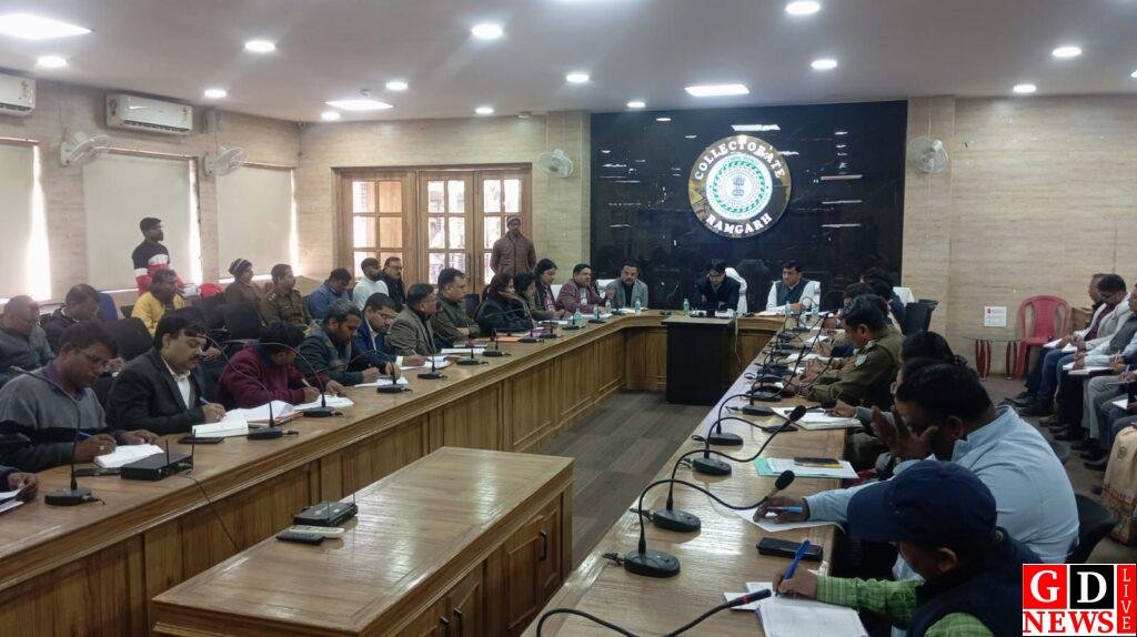 आगामी नगर पालिका आम निर्वाचन 2026 को लेकर जिला निर्वाचन पदाधिकारी सह उपायुक्त की अध्यक्षता में हुई बैठक। 7 img 20260110 wa01403070951884336385773