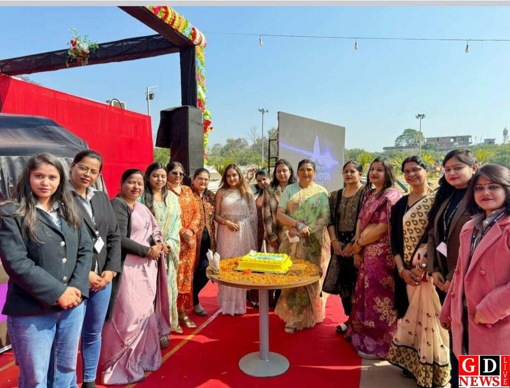 आनन्द मोटर्स मेदिनीनगर,पलामू में महिंद्रा XUV 7XO का भव्य अनावरण। 7 img 20260112 wa00054716585375755166537