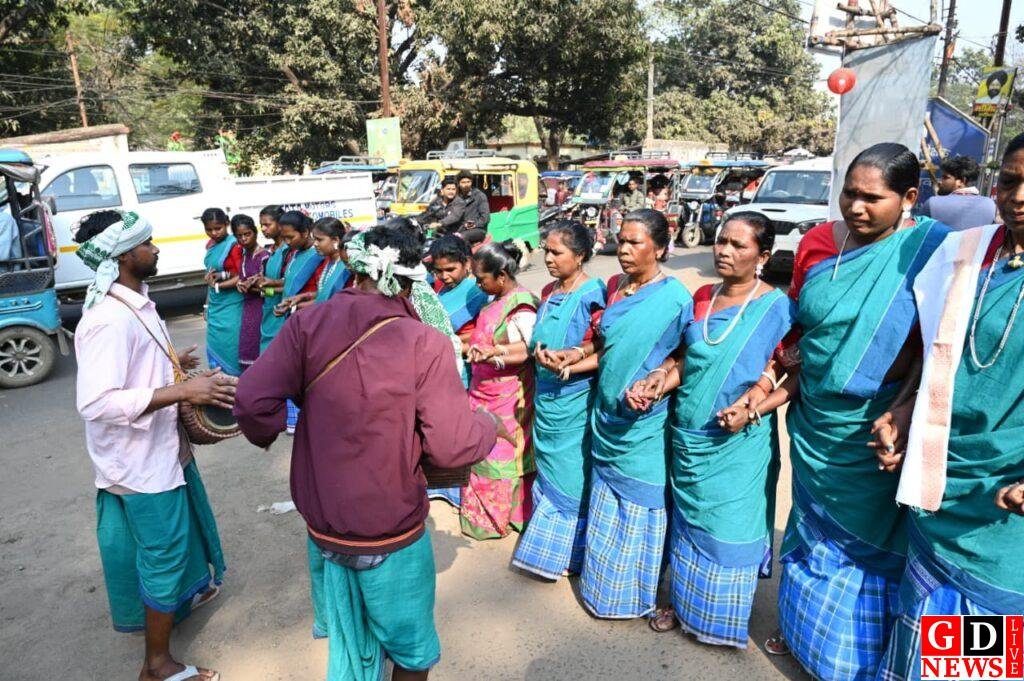 सोहराय कार्निवल का हुआ भव्य आयोजन। 7 img 20260113 wa00153705084884039833256