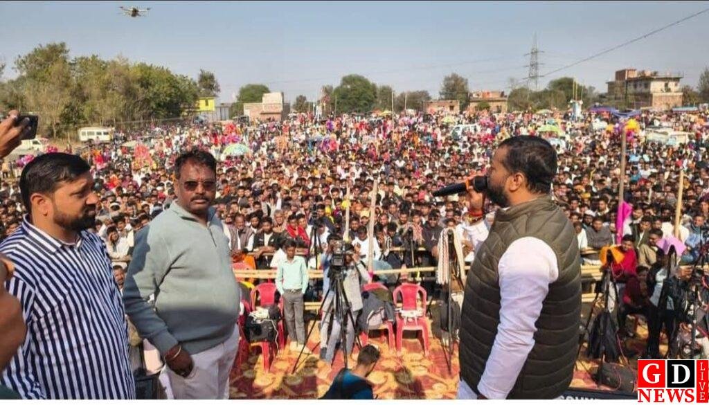 मकर संक्रांति पर मलय नदी के तट उमड़ा आस्था और संस्कृति का जनसैलाब, पारंपरिक मेले में दिखी लोक परंपराओं की झलक 8 img 20260115 wa00314581203790473914450