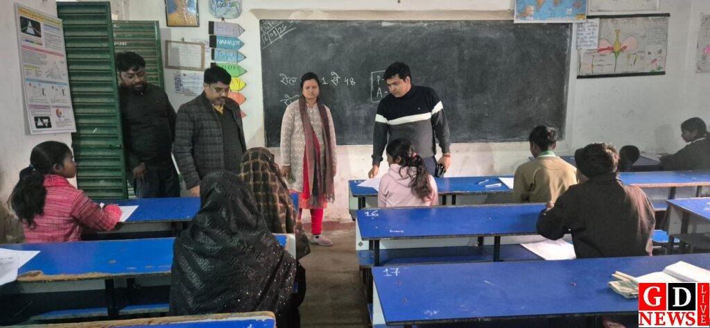 उपायुक्त ने प्री-बोर्ड परीक्षा केंद्र का किया निरीक्षण, कदाचारमुक्त परीक्षा पर दिया जोर 7 img 20260116 wa00304384833449898610896