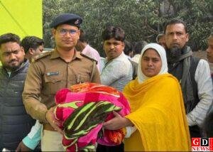 कड़ाके की ठंड में मुखिया अलीशा परवीन का मानवता भरा कदम, दिव्यांगों में कंबल वितरित। 8 img 20260121 wa00285720123786423263938