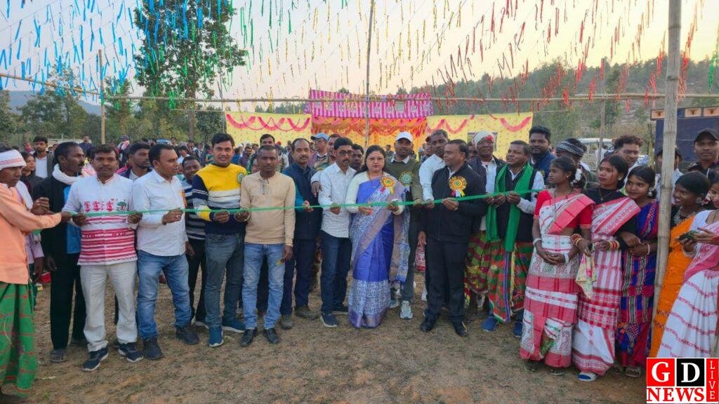 पूर्व विधायक बबीता देवी ने जोहार बांध पांजवा बाबा महोत्सव का उद्धघाटन किया 7 img 20260122 wa0123165403628254093652