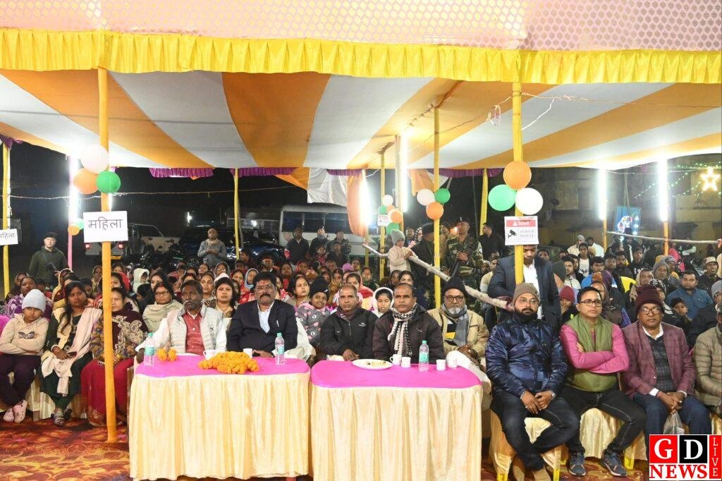 मंत्री योगेंद्र प्रसाद महतो ने ललपनिया में भक्ति जागरण कार्यक्रम का किया उद्घाटन 9 img 20260124 wa01971863146222376696081