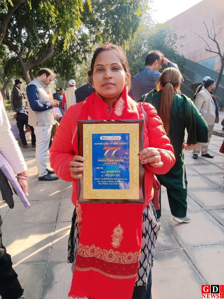 हिरणपुर के जन औषधि केंद्र को राष्ट्रीय सम्मान, संचालक आशादीप कुमारी को नई दिल्ली में किया गया सम्मानित 8 img 20260125 wa00466882802211422076184