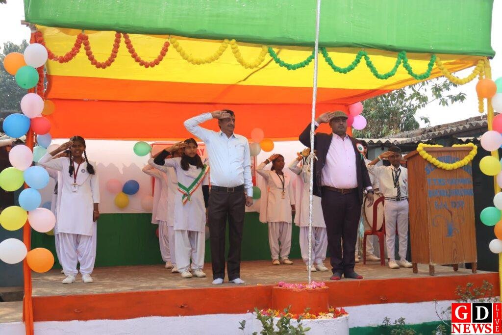 सेंट मैथ्यू स्कूल, ललपनिया में रंगारंग कार्यक्रम के साथ मनाया गया गणतंत्र दिवस 7 img 20260126 wa06735485083955400531836