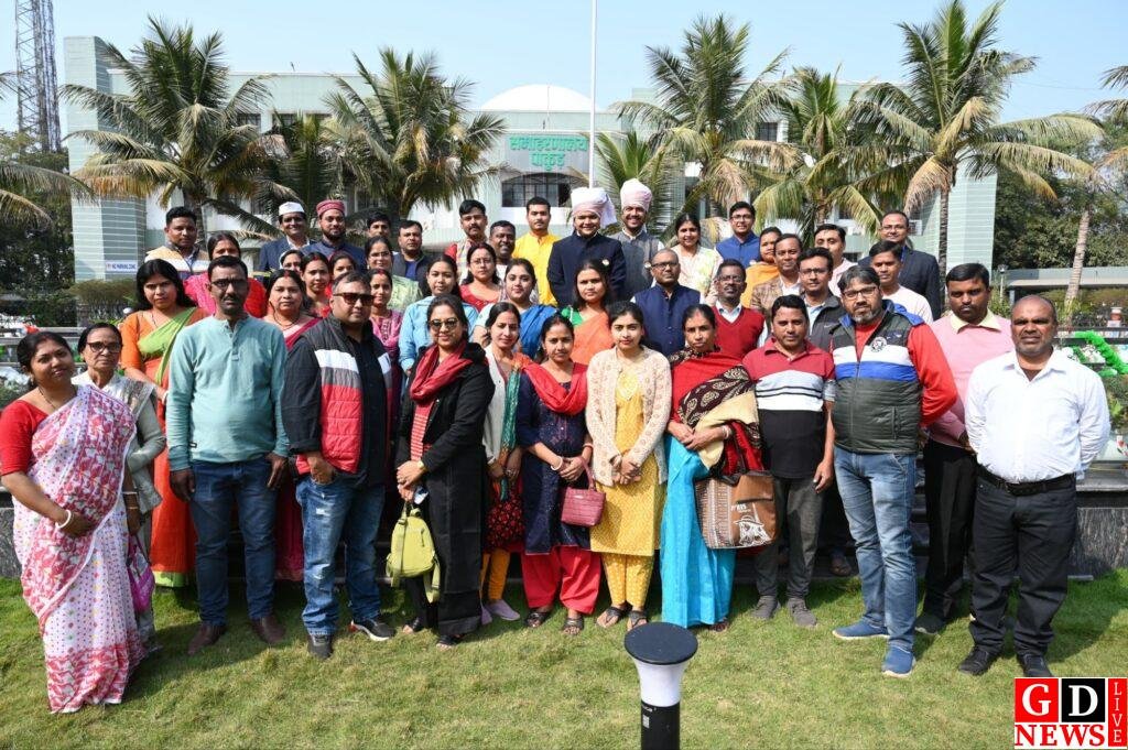 गणतंत्र दिवस पर बच्चों की प्रतिभा का उत्सव, समाहरणालय परिसर में पेंटिंग प्रतियोगिता 7 img 20260127 wa00711091416591101821110