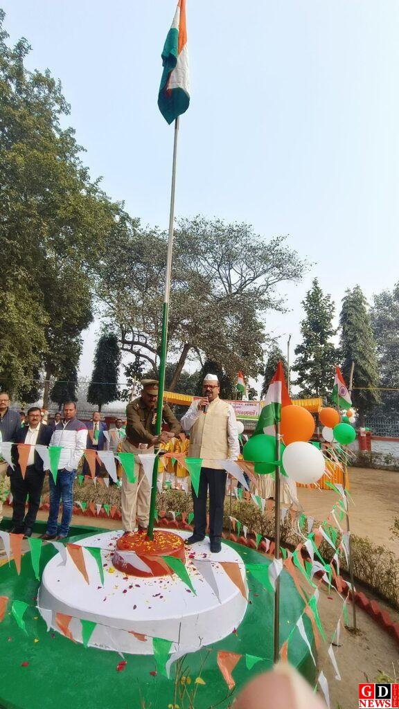 प्रशासकीय भवन, तेनुघाट वाष्प शक्ति प्रतिष्ठान, ललपनिया मे धूमधाम से मनाया गया गणतंत्र दिवस 7 img 20260126 0833013886084380115041951