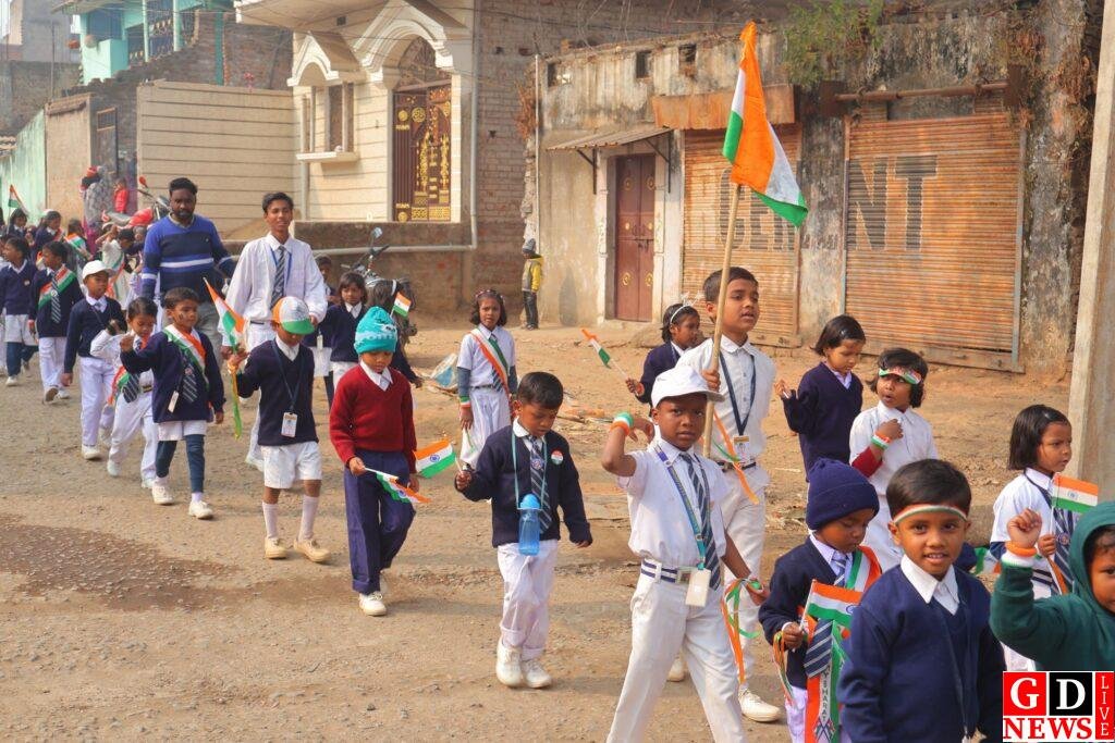 सेंट मैथ्यू स्कूल, ललपनिया में रंगारंग कार्यक्रम के साथ मनाया गया गणतंत्र दिवस 9 img 90322231875162090506693