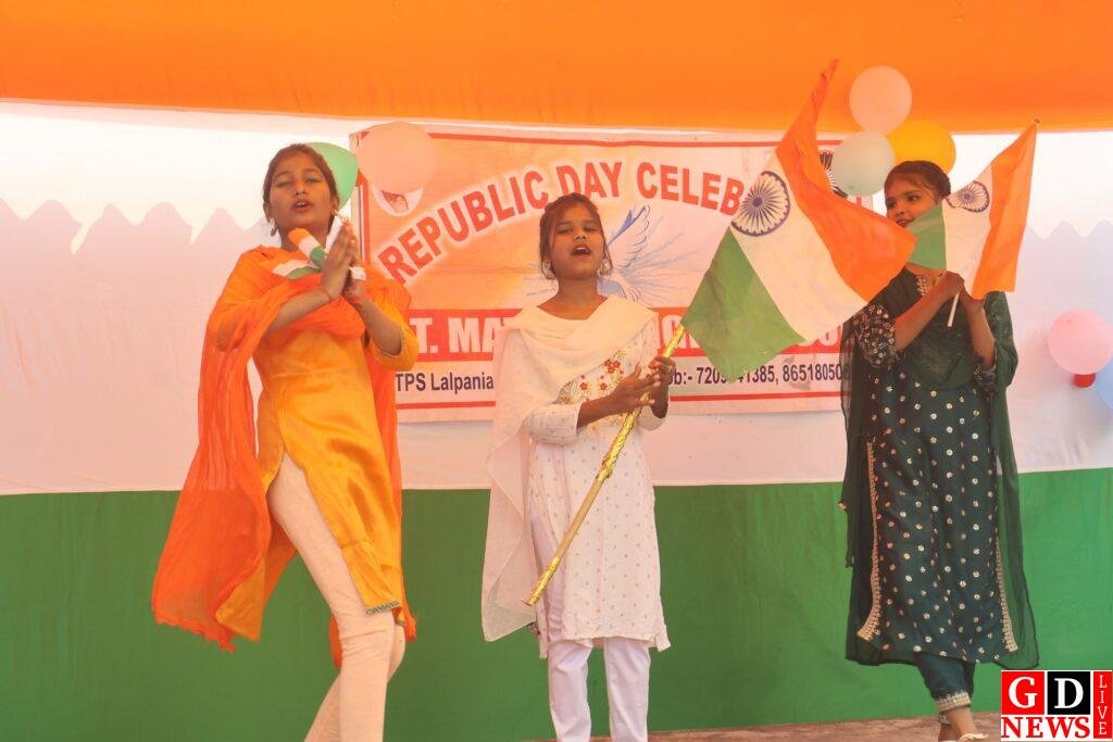 सेंट मैथ्यू स्कूल, ललपनिया में रंगारंग कार्यक्रम के साथ मनाया गया गणतंत्र दिवस 16 img 92856484597642496902964