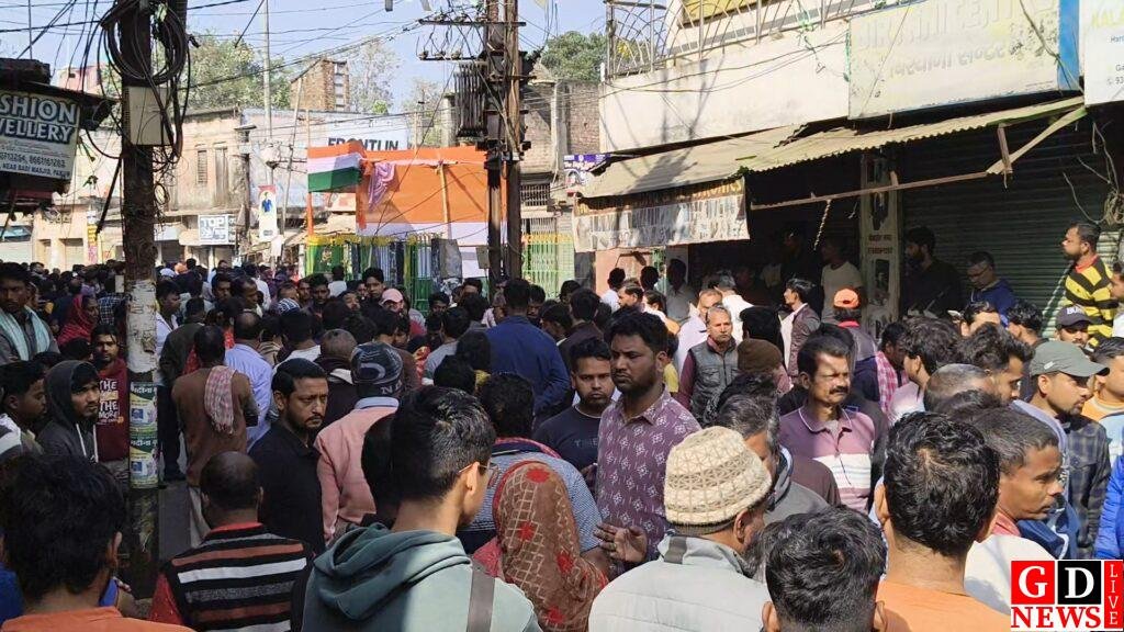 तेज रफ्तार स्कूल बस बनी काल, 22 वर्षीय युवक की दर्दनाक मौत 9 videoshot 20260127 1303085930722763576013458