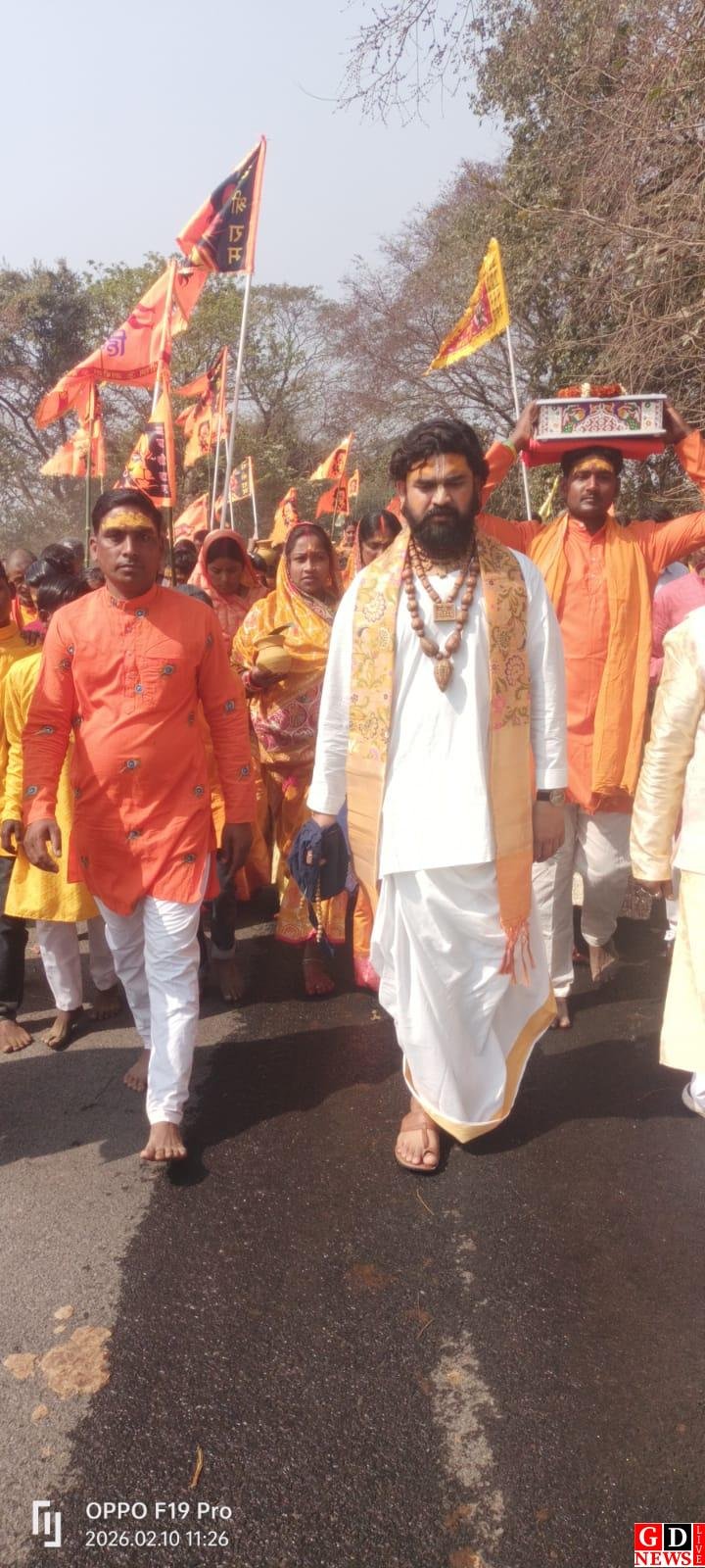 भागवत कथा को लेकर चौकीढाब में निकाली गई कलश यात्रा।