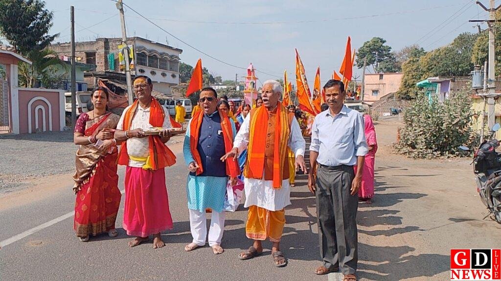 नवनिर्मित पार्वती मंदिर की प्राण-प्रतिष्ठा को लेकर भव्य कलश शोभायात्रा, हजारों श्रद्धालु हुए शामिल 8 img 20260213 wa00464779744055244321765