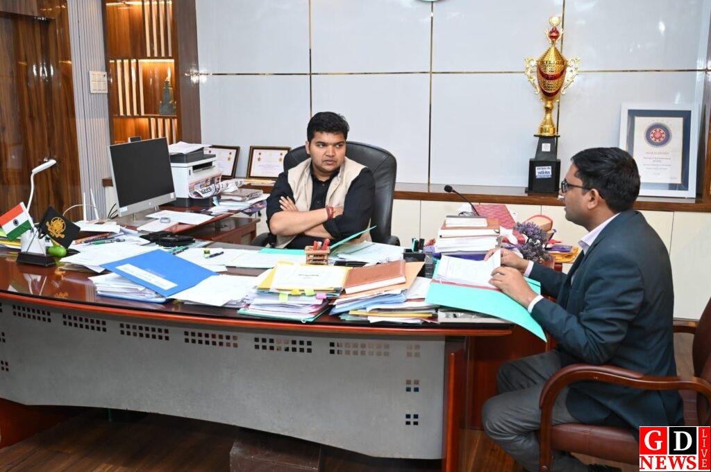 कृषि, सहकारिता, उद्यान और पेंशन कार्यालय की समीक्षा बैठक, किसानों और कर्मियों को समय पर लाभ देने के निर्देश। 8 img 20260215 wa00211043993903952751060