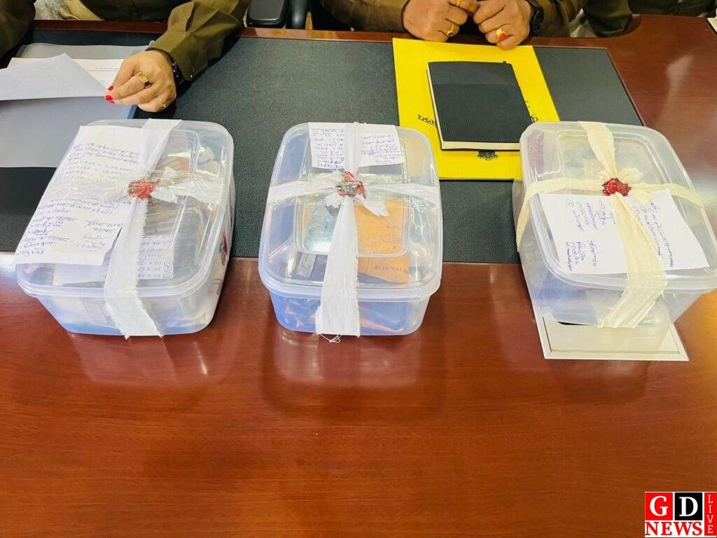 24 घंटे में लूट कांड का खुलासा, पुलिस की सटीक रणनीति से दो अपराधी दबोचे गए। 7 img 20260218 wa00133472561599644268565