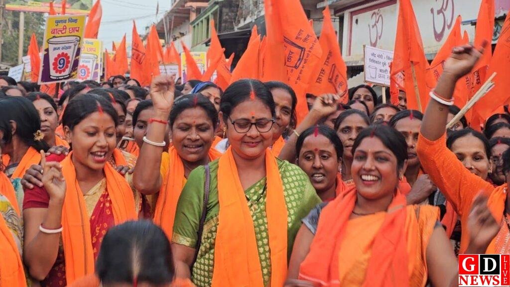 भाजपा समर्थित संपा साहा के पक्ष में सांसद निशिकांत दुबे की हुंकार, बागियों को सख्त चेतावनी। 8 img 20260220 wa00514944001731873395485