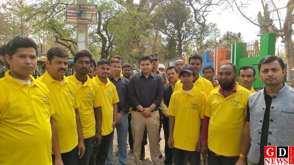 सैकड़ों टोटो चालकों को शिविर में पिलाई गई फाइलेरिया रोधी दवा 8 img 20260221 wa00078921208247978319431